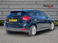 Used Ford Focus Zetec 123 HP (90 kW) 2017 Black Hatchback