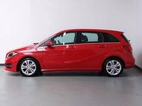 Used Mercedes B180 122 HP (89 kW) 2016 Red MPV