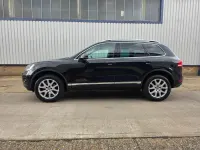 Used VW Touareg SE 240 HP (176 kW) 2011 Black SUV