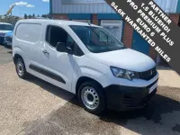 Used Peugeot Partner Premium 100 HP (73 kW) 2023 White MPV