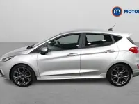 Usado Ford Fiesta ST-Line 95 HP (69 kW) 2020 Prateado Citadino