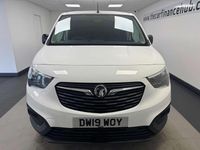 Used Vauxhall Combo Edition 75 HP (55 kW) 2019 White MPV