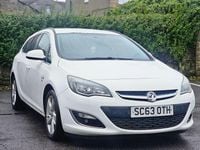 Used Vauxhall Astra SRi 2014 White Estate