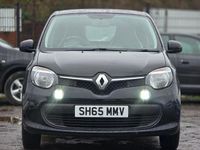 Used Renault Twingo Play 70 HP (51 kW) 2015 Black Hatchback