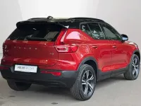 Used Volvo XC40 R-Design 161 HP (118 kW) 2022 Red SUV