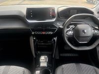 Used Peugeot e-208 Style 98 kW (134 HP) 2024 Yellow Hatchback