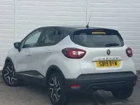 Second-hand Renault Captur Iconic 130 CP (95 kW) 2019 Alb SUV