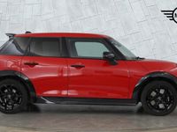 Begagnad Mini Cooper Hatch 113 kW (154 HK) 2025 Röd Halvkombi