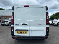 Used Renault Trafic Business 2018 White MPV