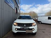 Used Mitsubishi L200 2019 White Pickup