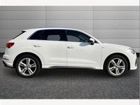 Begagnad Audi Q3 S-Line 150 HK (110 kW) 2019 Vit SUV