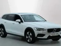 Used Volvo V60 CC 197 HP (144 kW) 2022 Estate