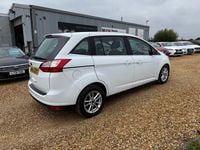 Used Ford Grand C-Max Zetec 120 HP (88 kW) 2016 White MPV