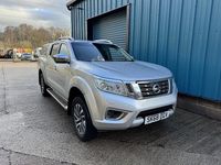 Used Nissan Navara Tekna 190 HP (139 kW) 2018 Silver Pickup