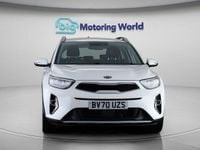 Used Kia Stonic 100 HP (73 kW) 2021 White SUV