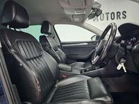 Used Skoda Superb SE L Executive 150 HP (110 kW) 2017 Blue Estate