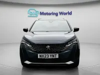 Usado Peugeot 5008 Active+ 130 HP (95 kW) 2023 Azul SUV