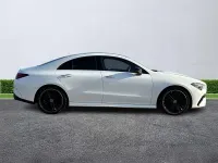 Begagnad Mercedes CLA220 AMG Line Premium Plus 2025 Vit Sedan