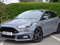 Used Ford Focus ST 185 HP (136 kW) 2015 Grey Hatchback