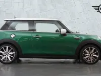 Used Mini Cooper S Classic 176 HP (129 kW) 2023 Green Hatchback