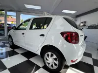 Używany Dacia Sandero Essentiel 91 KM (66 kW) 2020 Biały Hatchback