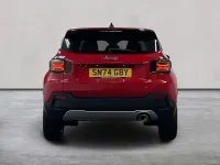 Begagnad Jeep Avenger Summit 100 HK (73 kW) 2025 Röd SUV