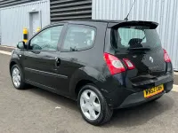 Used Renault Twingo Dynamique 75 HP (55 kW) 2012 Black Hatchback