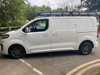 Used Vauxhall Vivaro Sportive 120 HP (88 kW) 2020 White MPV