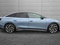 Used VW ID.7 Pro 210 kW (286 HP) 2026 Stone washed blue with black roof Hatchback