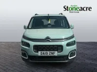 Used Citroën Berlingo Flair 130 HP (95 kW) 2019 Green MPV