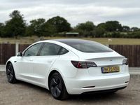Used Tesla Model 3 Standard Range 239 kW (325 HP) 2020 White Sedan
