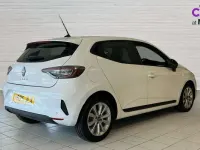 Used Renault Clio V Evolution 90 HP (66 kW) 2025 White Hatchback