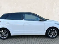Używany Hyundai i20 83 KM (61 kW) 2020 Biały Hatchback
