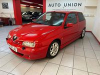 Used Alfa Romeo 145 155 HP (114 kW) 2000 Red Hatchback
