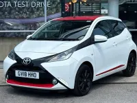 Used Toyota Aygo x-press 69 HP (50 kW) 2018 White Hatchback