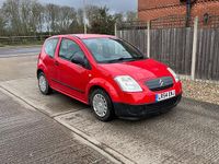 Used Citroën C2 60 HP (44 kW) 2004 Red Hatchback