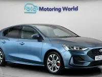 Used Ford Focus ST-Line 125 HP (91 kW) 2023 Blue Hatchback