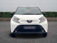 New Toyota Aygo X 72 HP (52 kW) 2025 White SUV