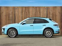Used Porsche Macan Turbo 440 HP (323 kW) 2019 Blue SUV