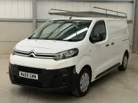 Used Citroën Dispatch 120 HP (88 kW) 2019 White MPV