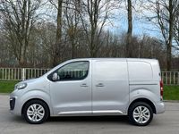 Second-hand Peugeot Expert 2018 Argintiu Van