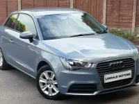Usado Audi A1 Comfort 105 CV (77 kW) 2012 Azul Utilitario