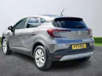 Usado Renault Captur Iconic 91 CV (66 kW) 2021 Gris SUV