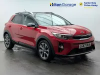 Używany Kia Stonic First Edition 108 KM (79 kW) 2017 Czerwony SUV