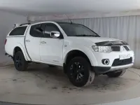 Used Mitsubishi L200 2013 White Pickup