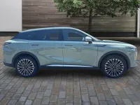 Used Omoda 9 537 HP (394 kW) 2025 Green SUV