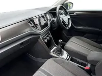 Used VW T-Roc SE 115 HP (84 kW) 2018 Grey SUV