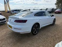 Used VW Arteon R-line 190 HP (139 kW) 2018 White Hatchback