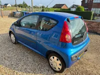 Used Peugeot 107 68 HP (50 kW) 2009 Blue Hatchback