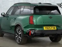 Używany Mini Countryman 168 KM (123 kW) 2025 Zielony SUV